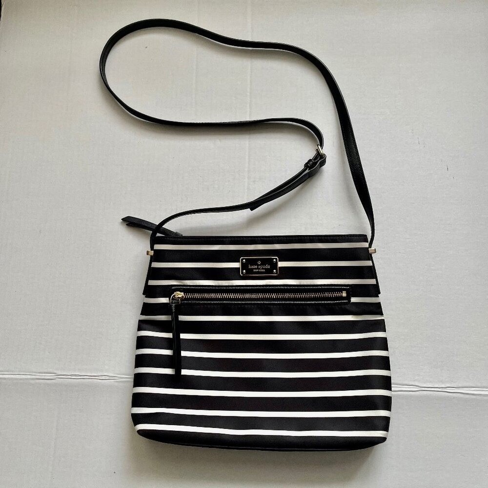 Kate Spade New York Classic Crossbody Nylon Stripe - Picture 1 of 13